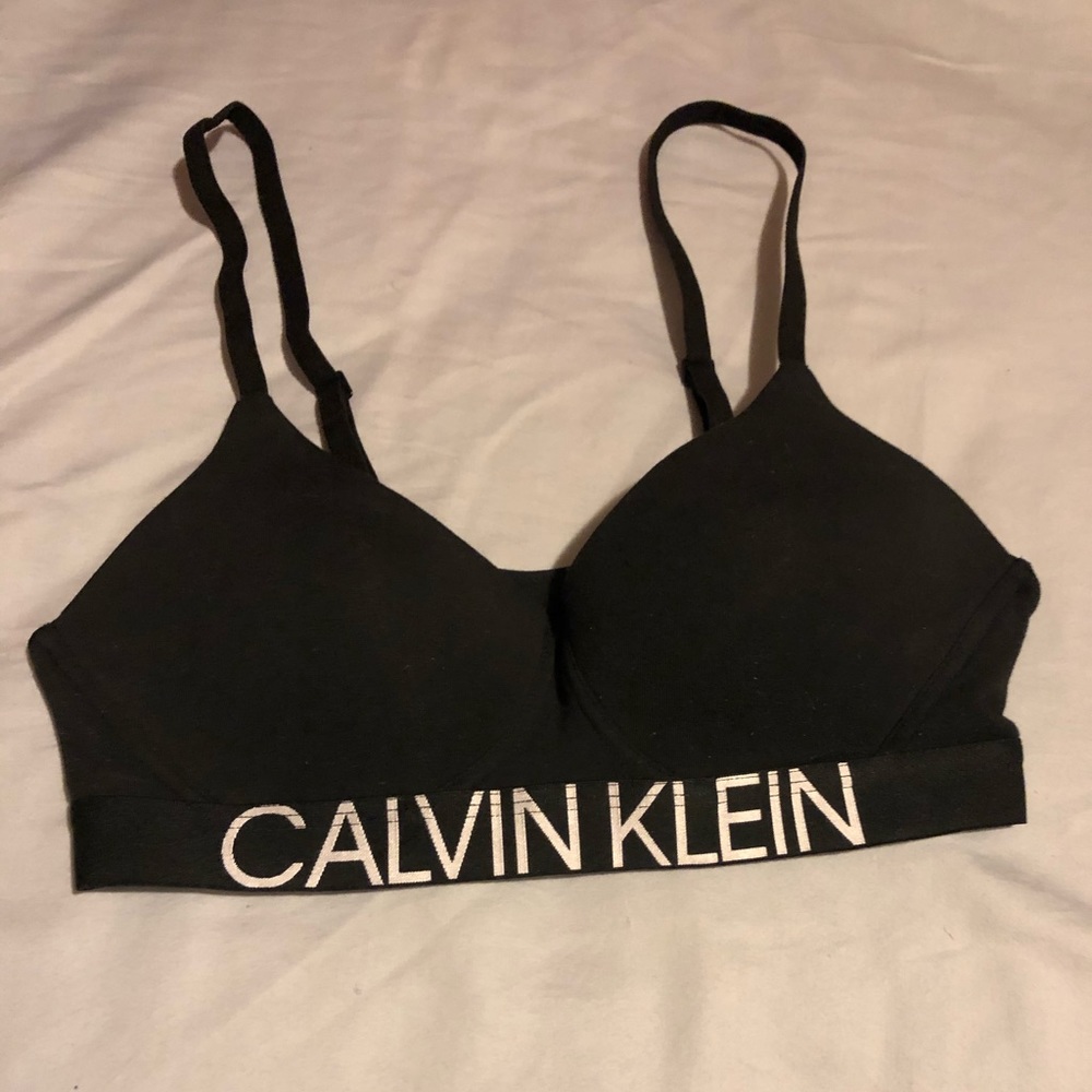 Calvin Klein lightly lined 1981 bralette size M